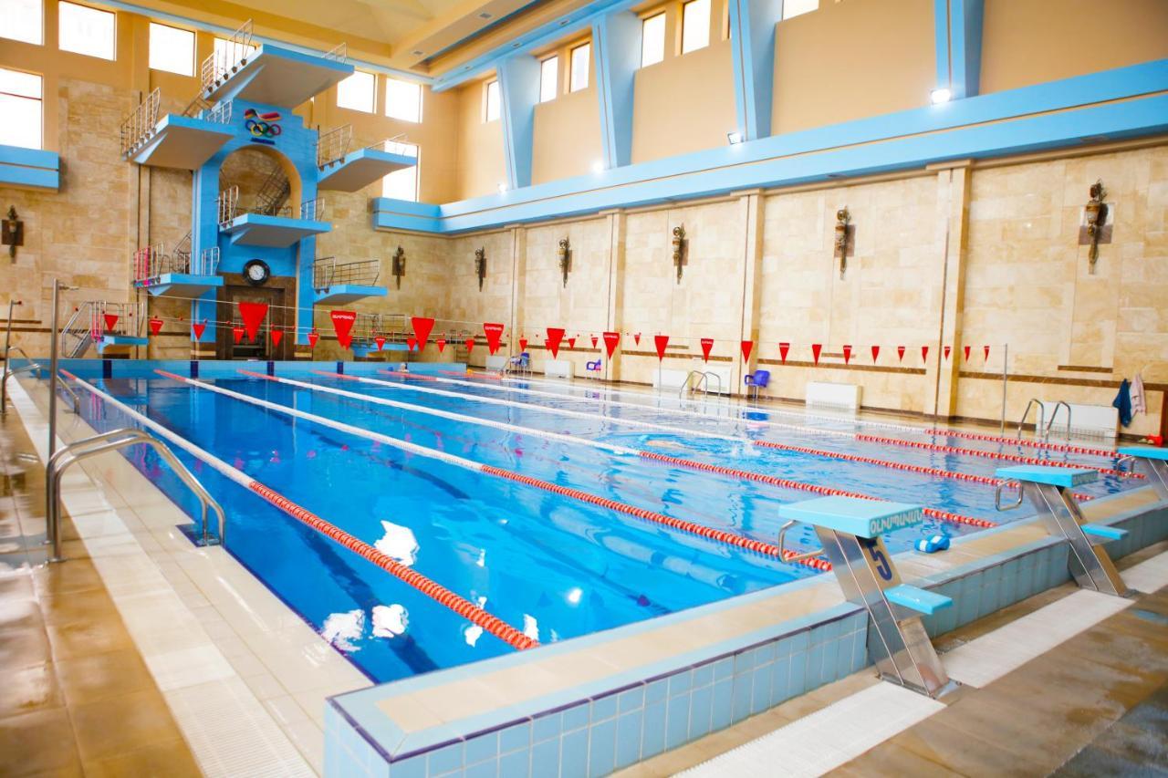 Olympavan Hotel Yerevan Exterior photo