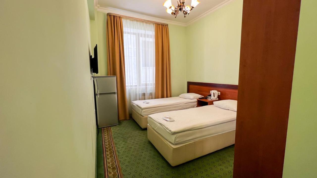 Olympavan Hotel Yerevan Exterior photo